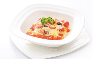 美味虾仁意面摆盘精致