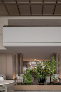 现代室内绿植景观空间现代简约风