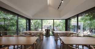 现代简约风明亮室内餐厅