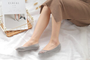 女士优雅平底鞋展示