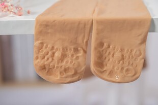 防滑硅胶的肉色长筒丝袜