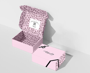 粉色豹纹图案包装盒展示