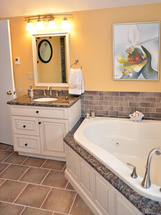 优雅现代风浴室设计