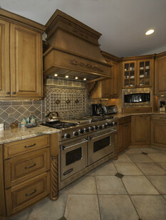 木质温馨现代风厨房空间