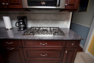 现代风格木质厨房灶台