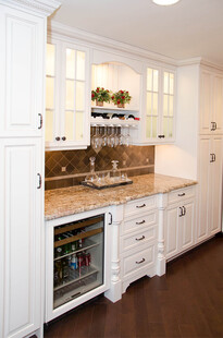 现代简约白色开放式厨房