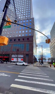 城市街道交通信号灯场景