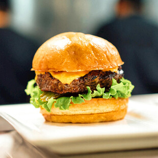 芝士牛肉汉堡