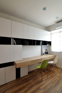 现代简约风格的室内书房