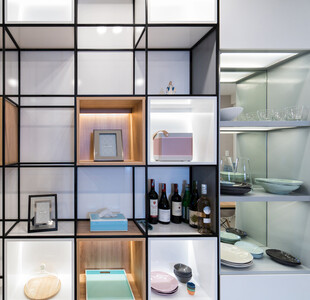 现代简约风玻璃金属置物架