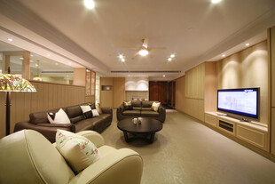 现代温馨客厅室内场景