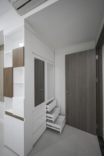 简约现代风室内入户走廊