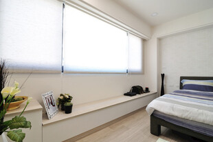 简约卧室阳光倾洒的温馨空间