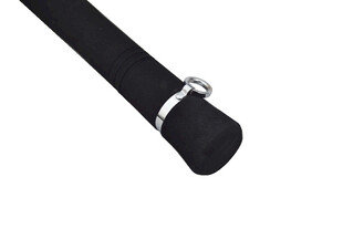 黑色皮带扣特写