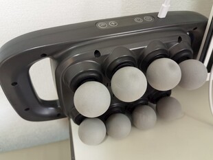 多功能手持按摩器特写