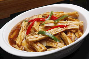鸡汤煨腐竹