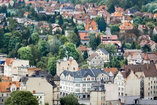 俯瞰多彩欧式小镇风光