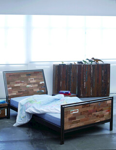 简约木质床具卧室场景