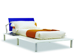 现代简约风格单人床