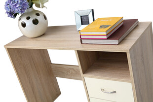 简约木质边几温馨小角落