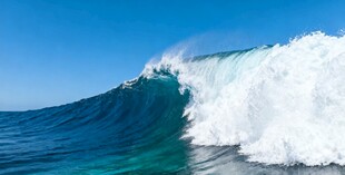 汹涌海浪蓝色海洋景观