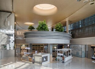 现代室内中庭