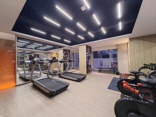 现代健身房内景展示