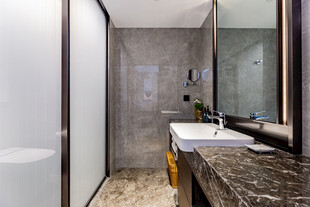 现代简约风格浴室空间