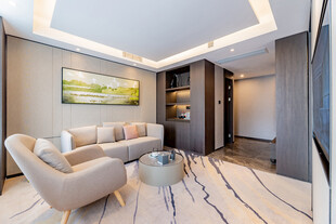 现代简约风格温馨客厅空间