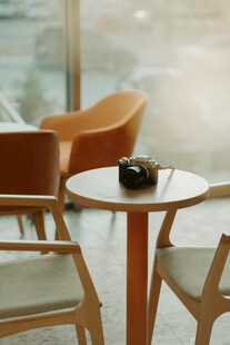 简约室内休闲桌椅组合