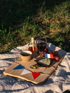 户外野餐场景惬意时光