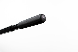 黑色棒球棍特写