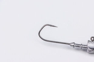 锋利鱼钩特写