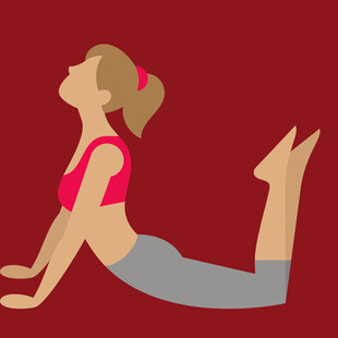 女子做瑜伽伸展身姿