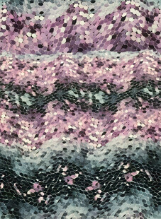 梦幻波纹花卉图案