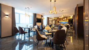 现代简约风客厅餐厅空间