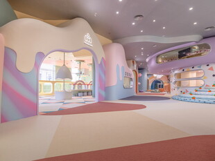 梦幻多彩儿童游乐空间