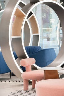 现代时尚环形室内休息区