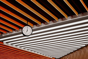 现代简约天花板灯具设计