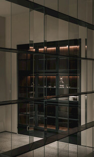 现代风格酒柜设计展示