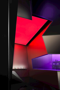 绚丽几何灯光室内场景