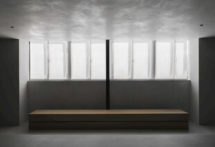 现代简约风格室内长椅场景