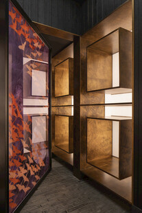 中式风格展示架陈列空间