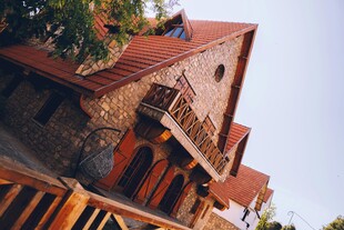 复古风格独栋石砌小别墅