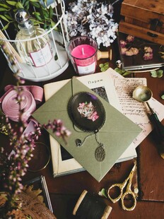 手工花艺制作场景