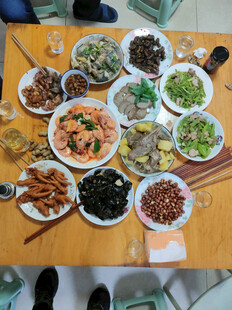 丰盛一桌家常菜