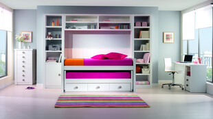 现代简约风折叠床卧室空间