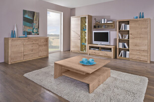 简约客厅木质家具布置