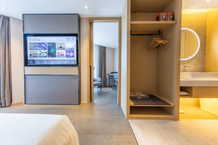 现代简约风卧室与卫浴空间