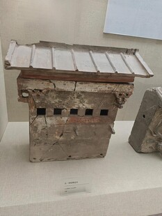 古代陶制建筑模型